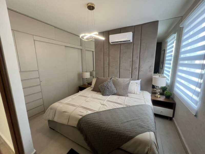 Casa de 3 niveles - VALLE CONDESA JUAREZ NL