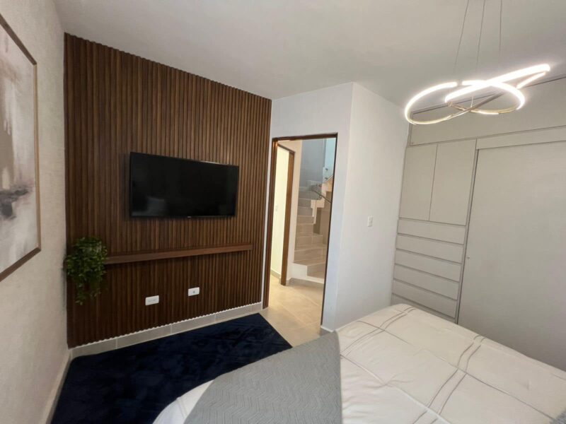 Casa de 3 niveles - VALLE CONDESA JUAREZ NL