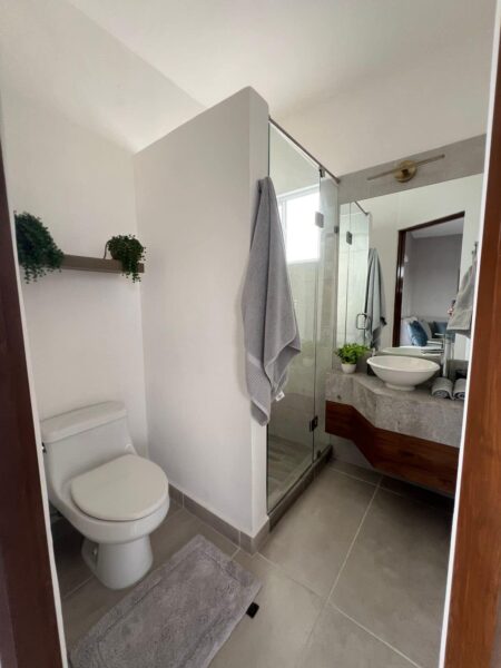 Casa de 3 niveles - VALLE CONDESA JUAREZ NL